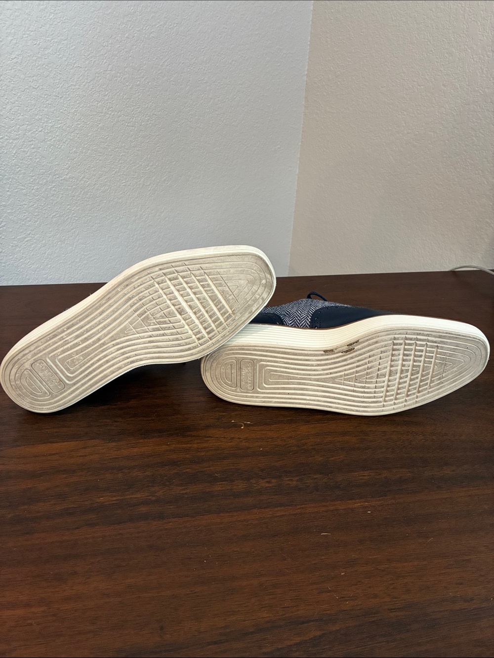 Cole Haan Navy Herringbone Wingtip Oxfords - Picture 6 of 7